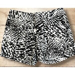 Calvin‎ Klein Womens Stretch Snake Skin Pattern Chino Shorts - Size 2